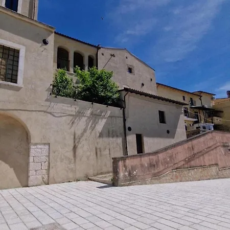 C-mm09 Apartamento Bussi sul Tirino